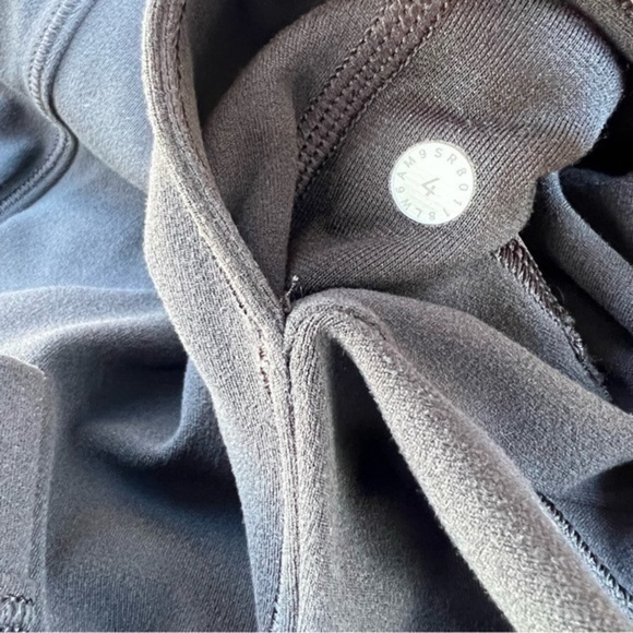 Lululemon 4 Womens Crop Jogger Pants Everyday Athleisure Workout Gym - Picture 6 of 15